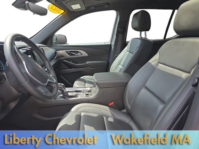 Used 2023 Chevrolet Traverse LT w/ LT Premium Package AWD/4WD image 14