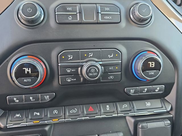 Used 2020 Chevrolet Silverado 1500 High Country w/ Technology Package image 24