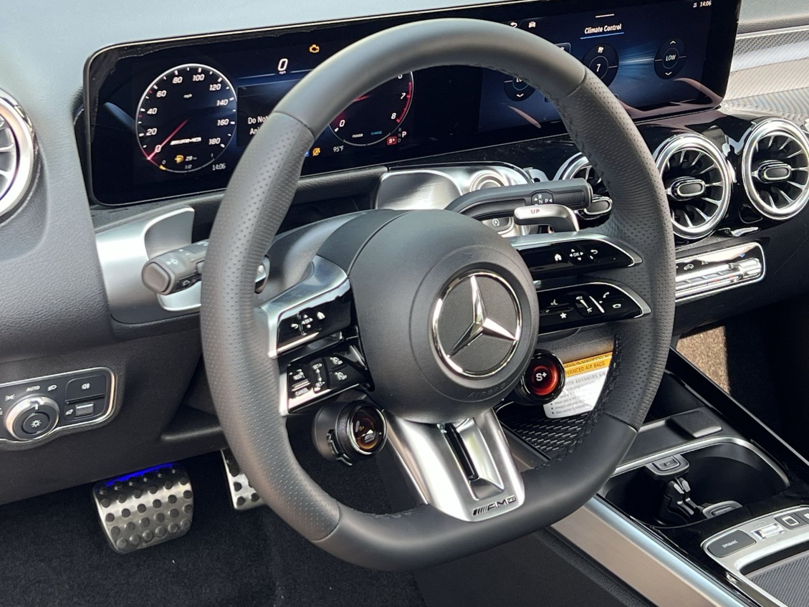 New 2026 Mercedes-Benz GLB 35 AMG 4MATIC image 21