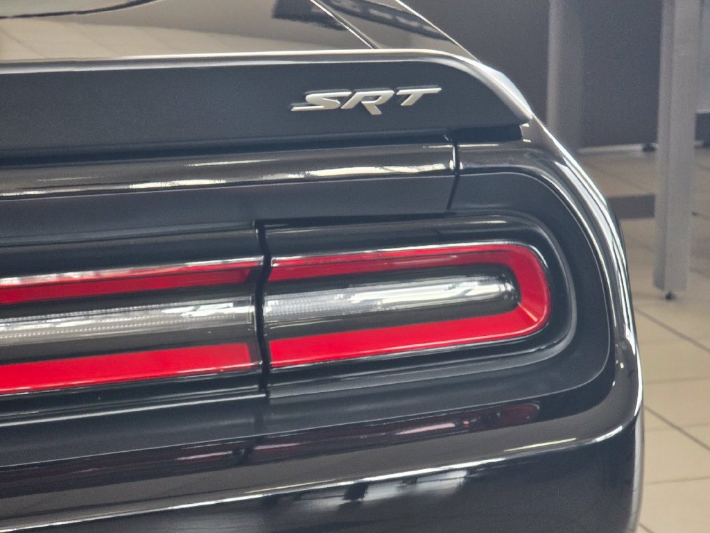 Used 2018 Dodge Challenger SRT Demon RWD image 5