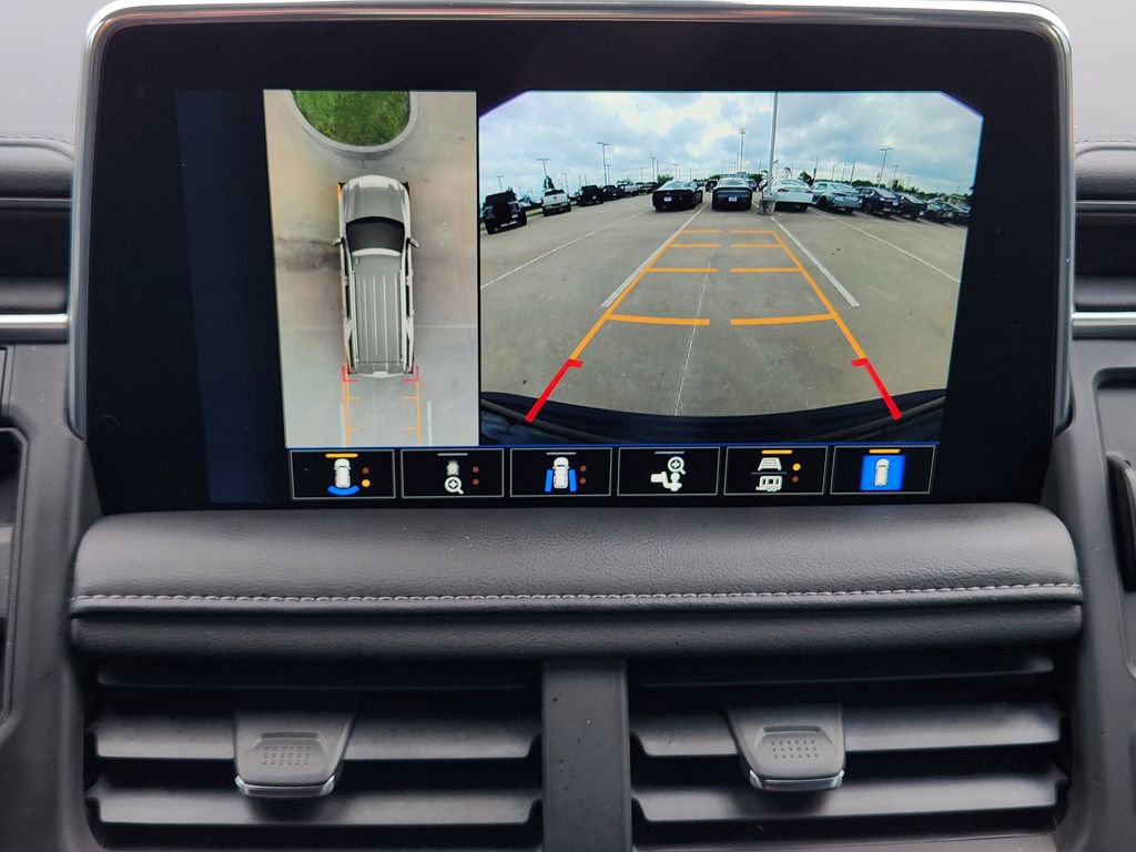 Used 2023 Chevrolet Tahoe LT w/ Luxury Package AWD/4WD image 21