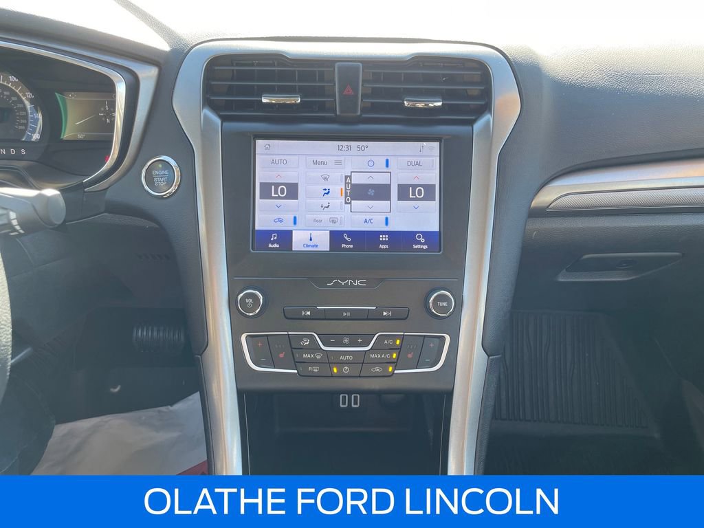 Certified 2020 Ford Fusion SE image 21