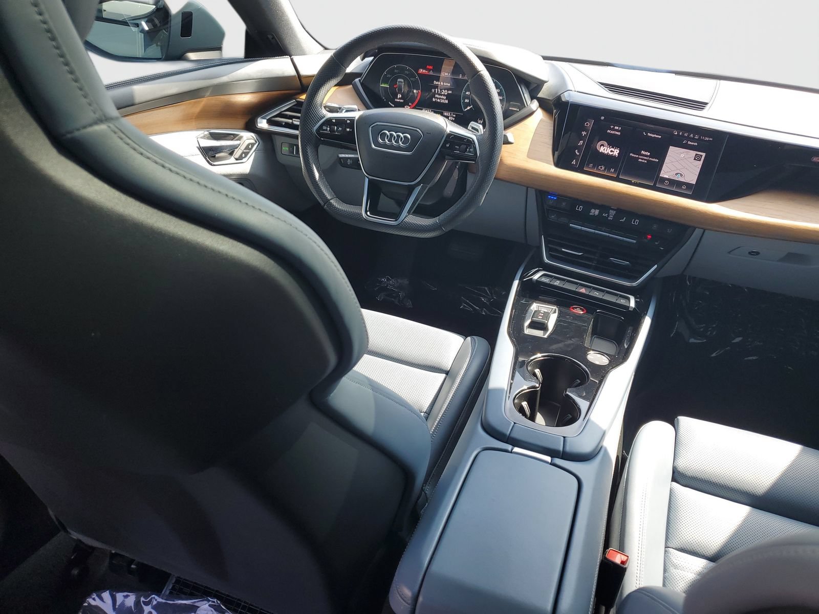 Used 2023 Audi e-tron GT Premium Plus w/ Executive Package AWD/4WD image 11