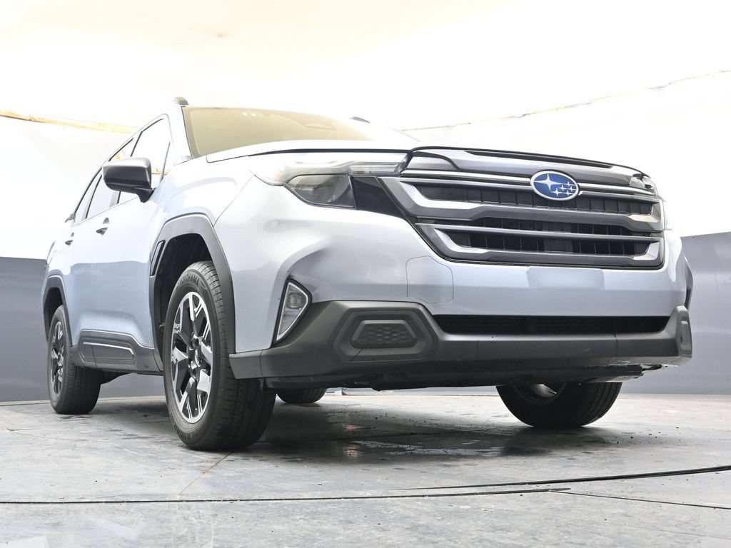 Certified 2025 Subaru Forester Premium AWD/4WD image 35