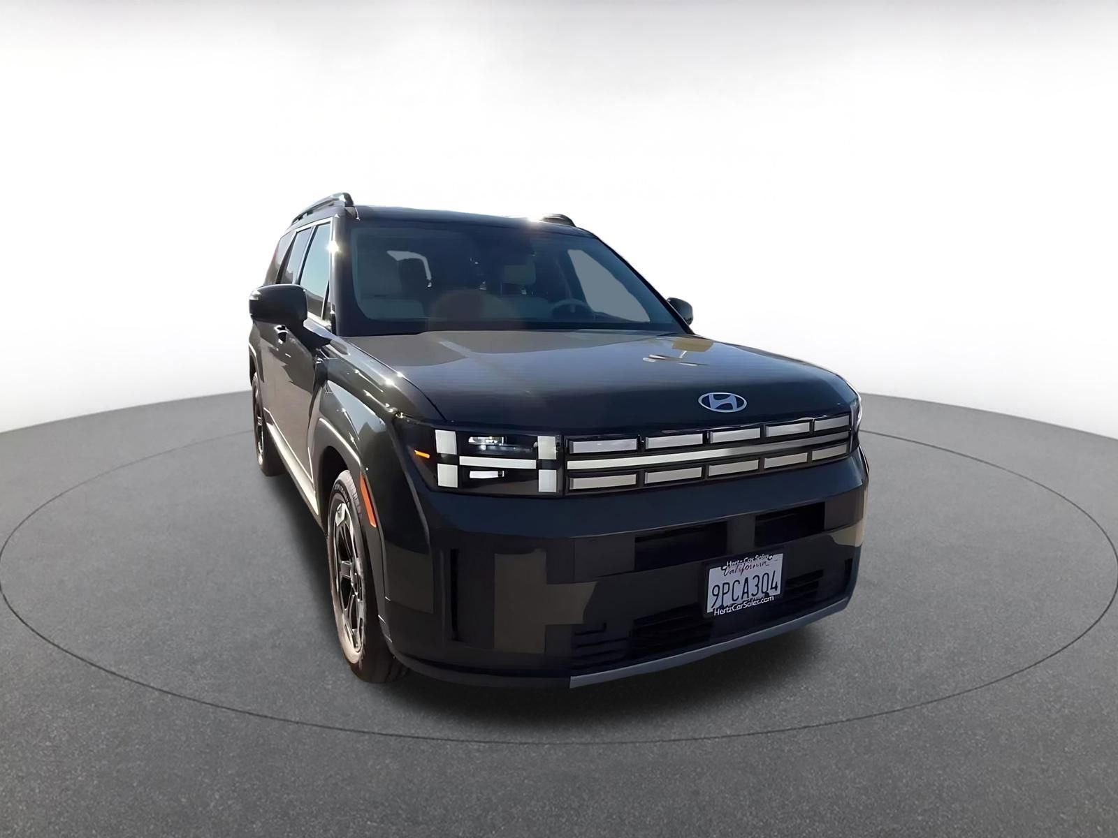 Used 2025 Hyundai Santa Fe SEL image 3