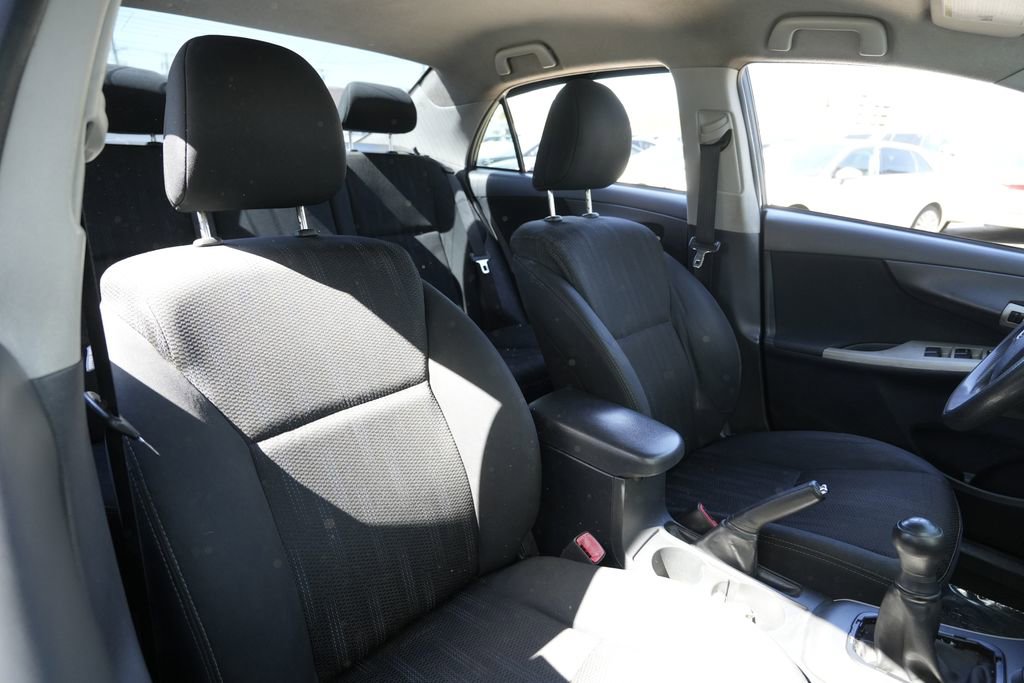 Used 2012 Toyota Corolla S FWD image 26