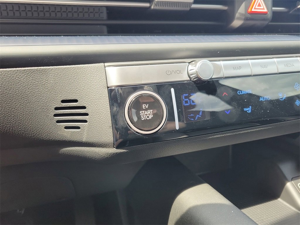 Used 2024 Hyundai Ioniq 6 SE image 27