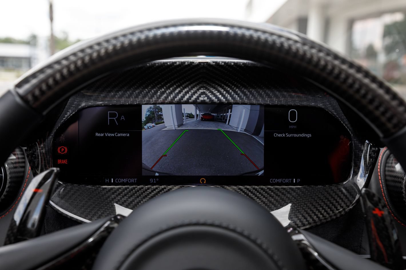 Used 2024 McLaren 750S Spider RWD image 46