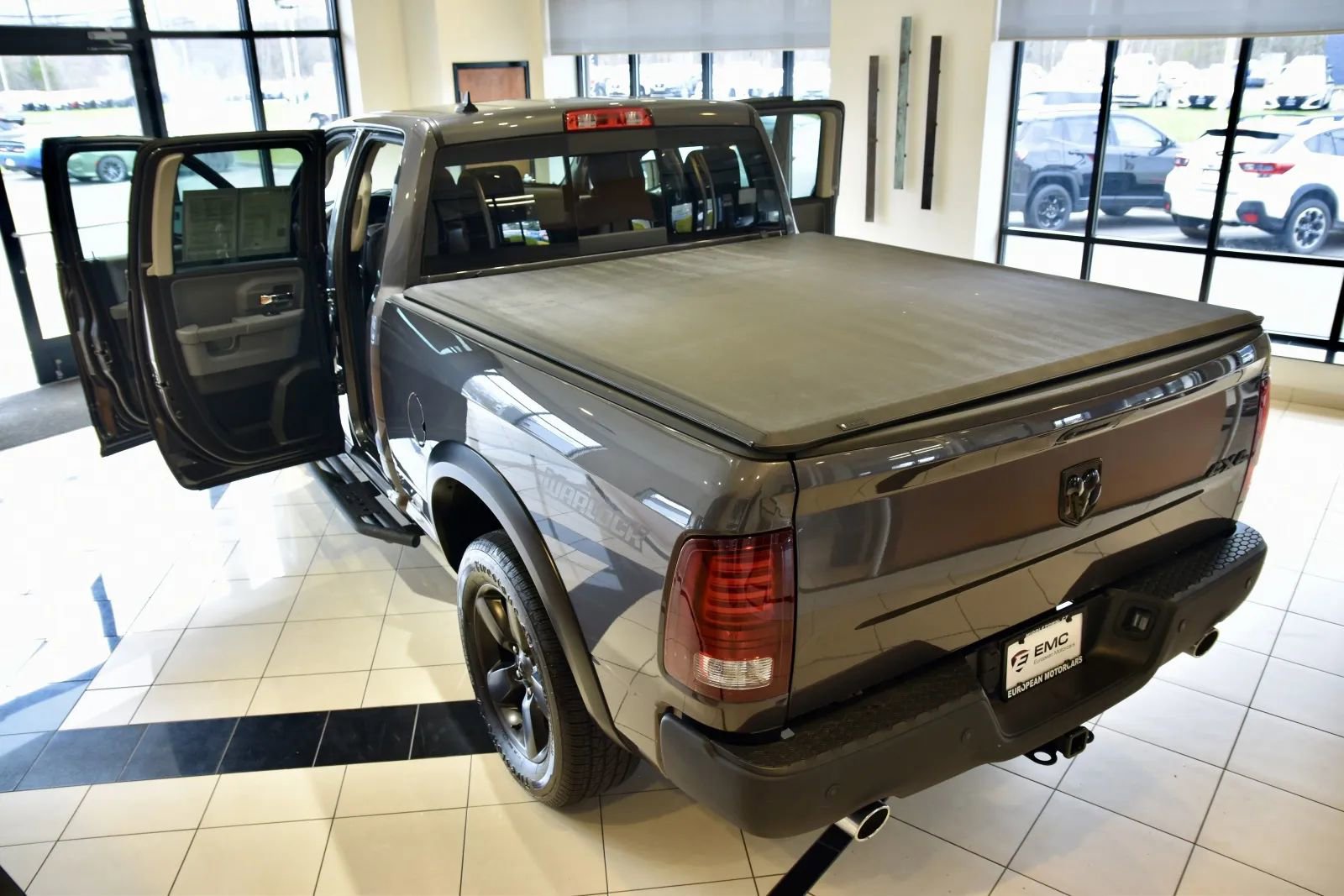 Used 2020 RAM 1500 Classic Warlock w/ Luxury Group image 9
