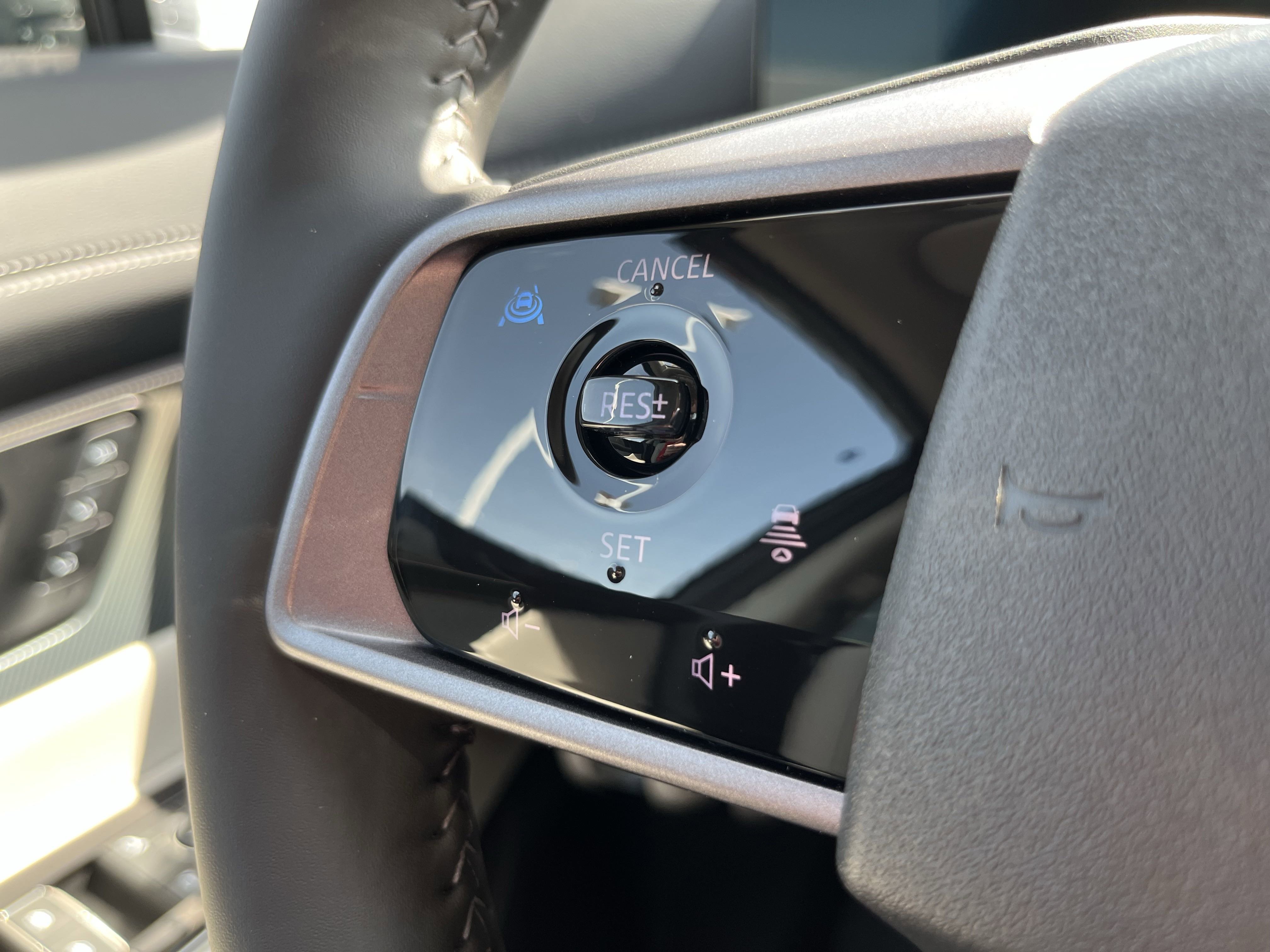 New 2025 Nissan Murano SL w/ Cargo Package image 18