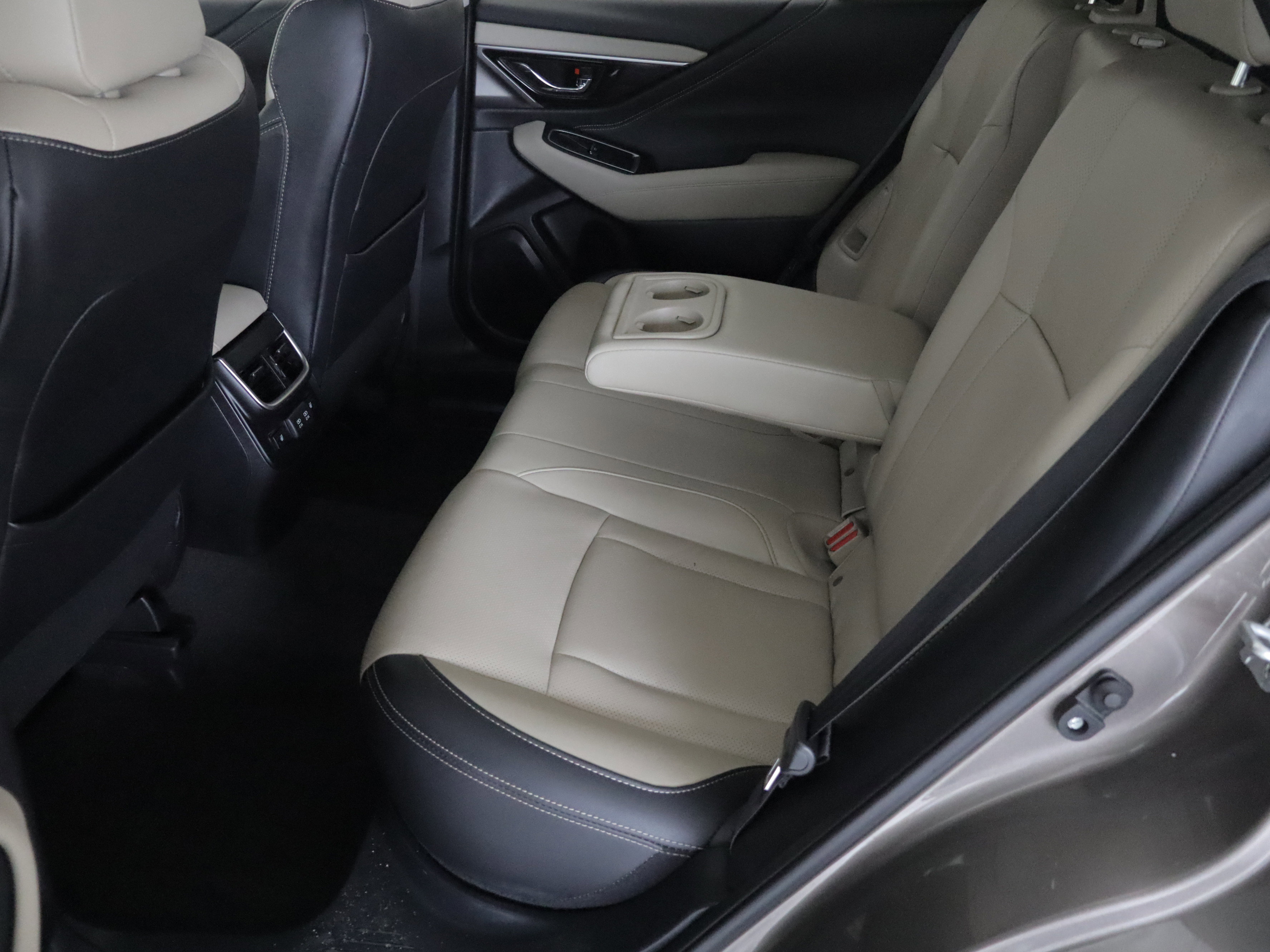 Used 2021 Subaru Outback Limited XT image 11