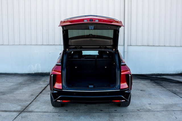 New 2026 Cadillac Lyriq Luxury image 14