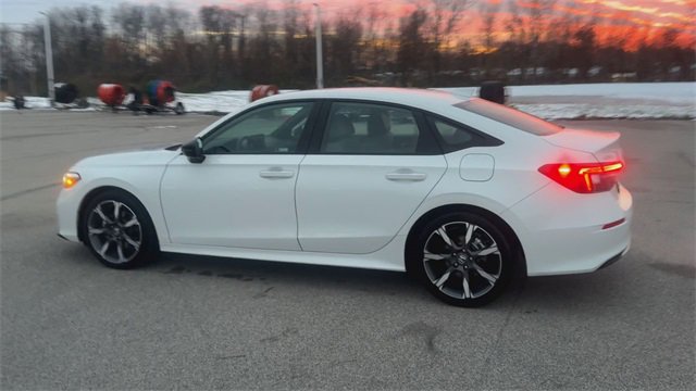 Certified 2025 Honda Civic Sport Touring image 6