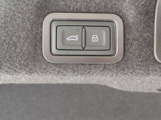 New 2026 Audi A6 Premium Plus image 7