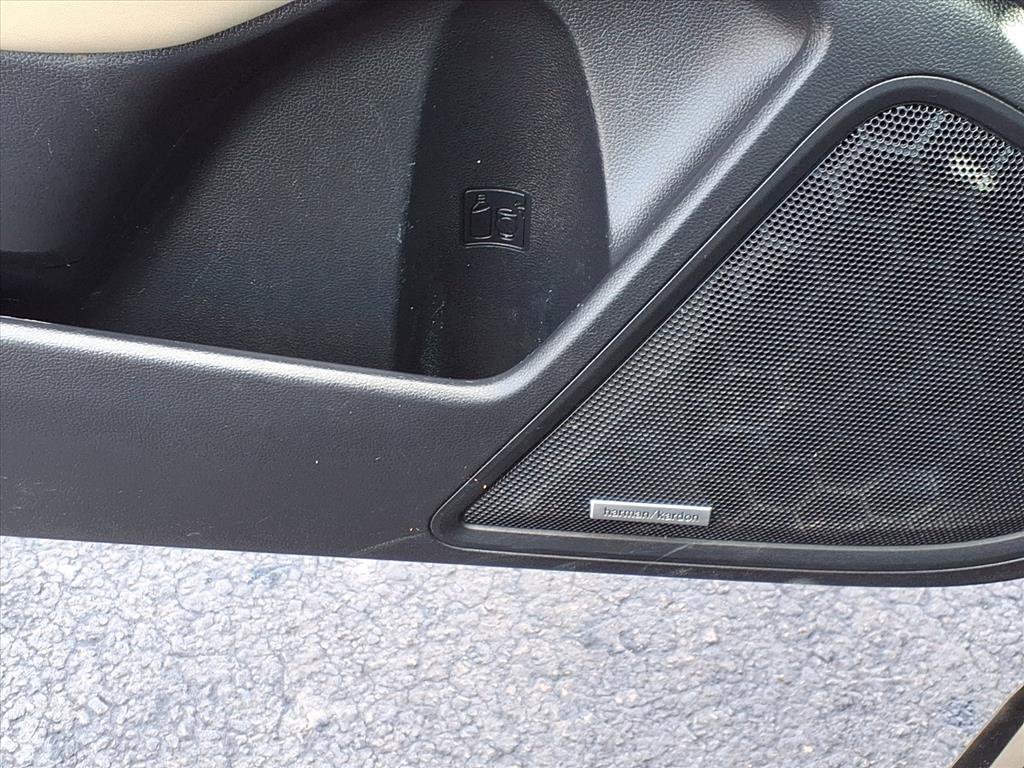 Used 2020 Subaru Outback Limited w/ Popular Package #2 image 17