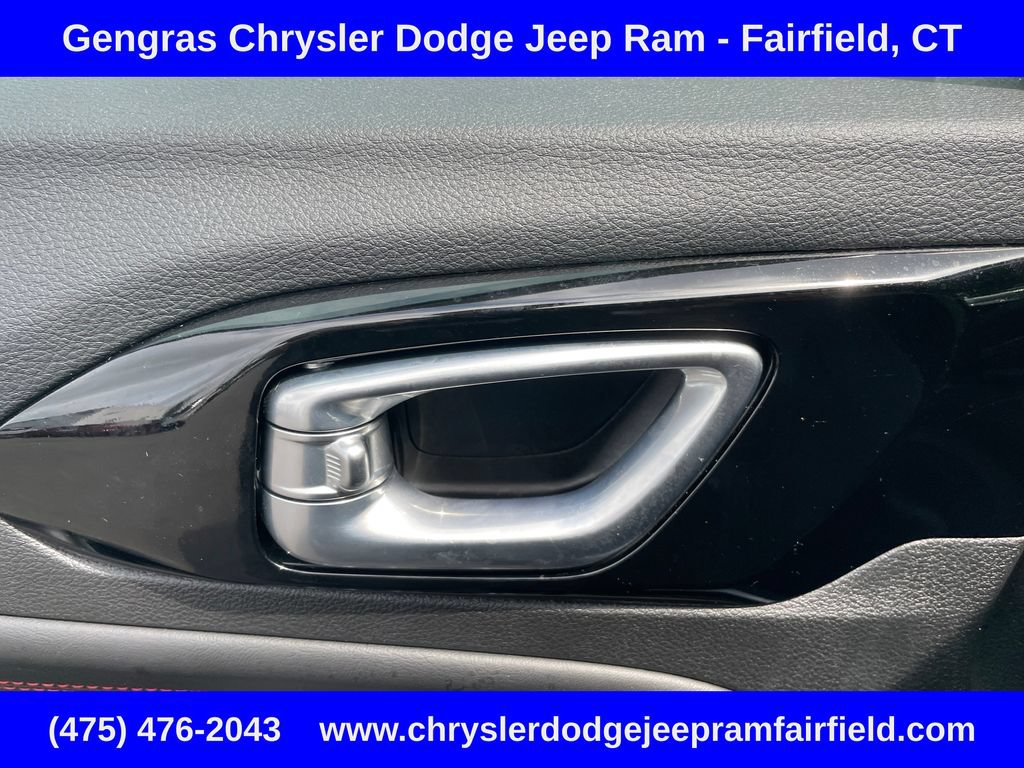 Certified 2025 Jeep Compass Trailhawk w/ Sun & Sound Group AWD/4WD image 40