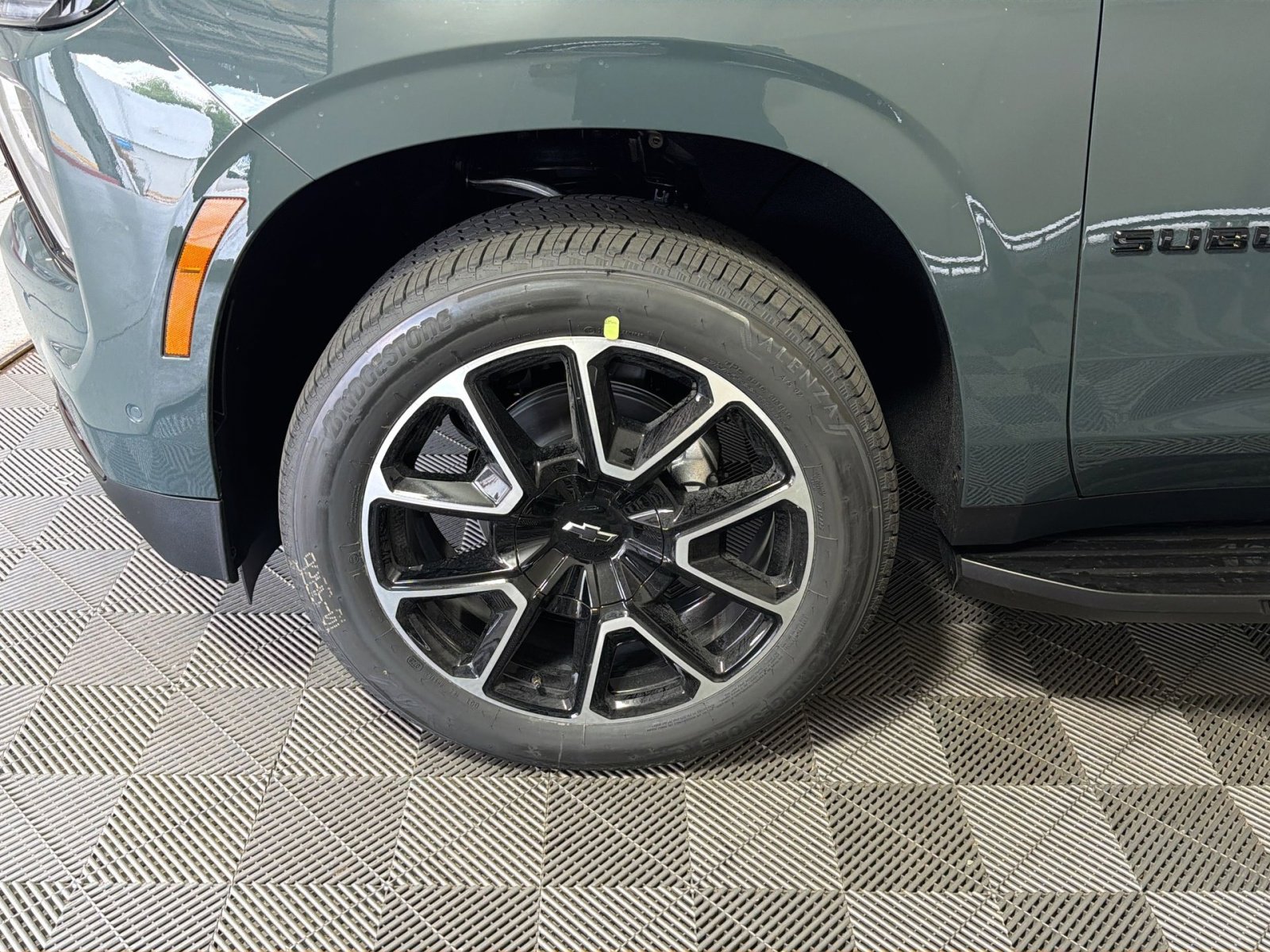 New 2026 Chevrolet Suburban RST AWD/4WD image 12
