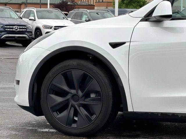 Used 2025 Tesla Model Y Long Range AWD/4WD image 6