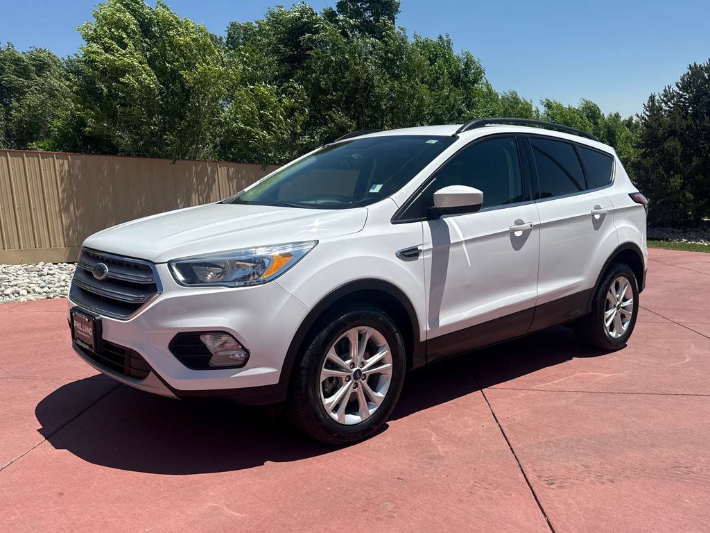 Used 2018 Ford Escape SE w/ SE Sync 3 Package AWD/4WD image 4