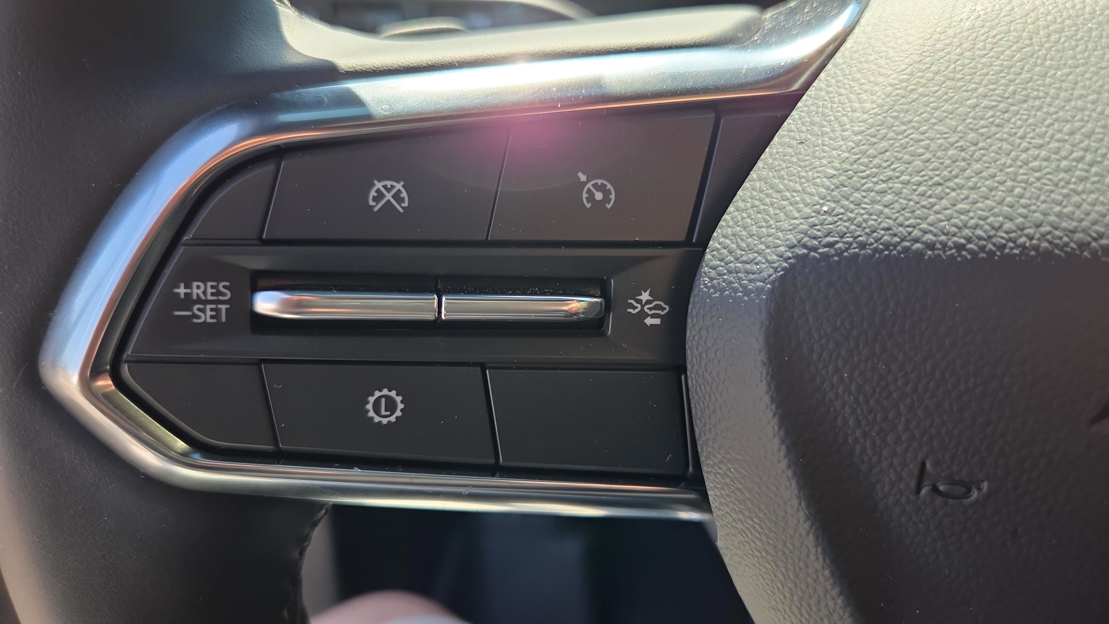 Used 2026 Chevrolet Equinox LT w/ Safety and Technology Package image 27