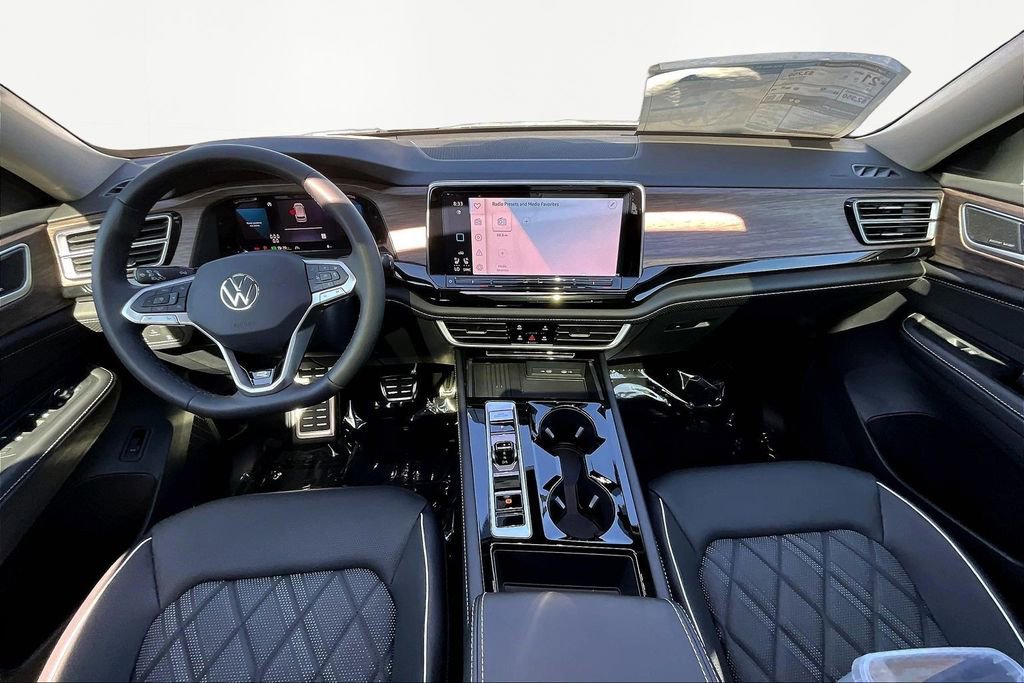 New 2026 Volkswagen Atlas SEL Premium R-Line image 7