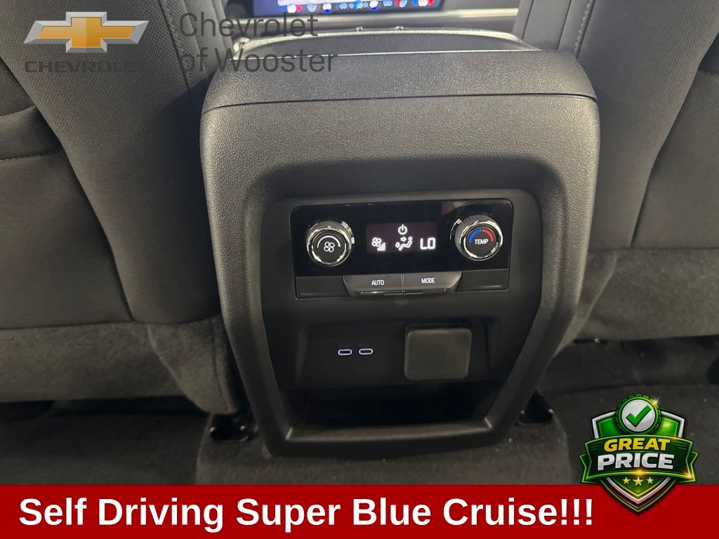 New 2026 Chevrolet Traverse LT w/ Enhanced Driving Package FWD image 42