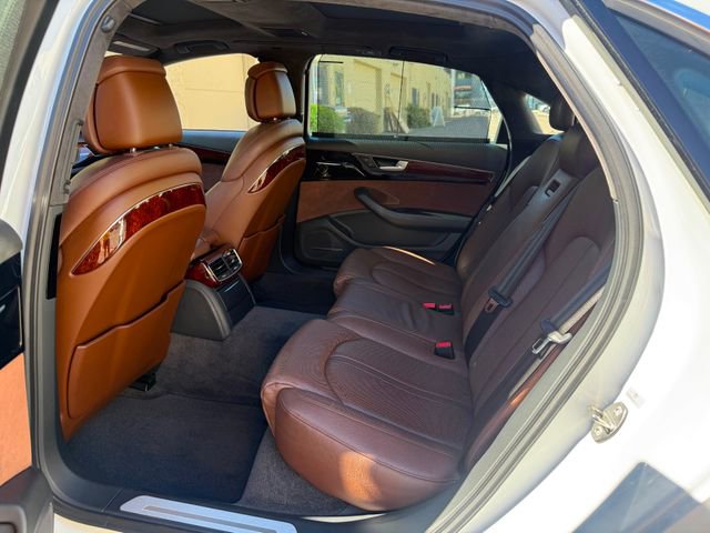 Used 2011 Audi A8 L 4.2 image 35