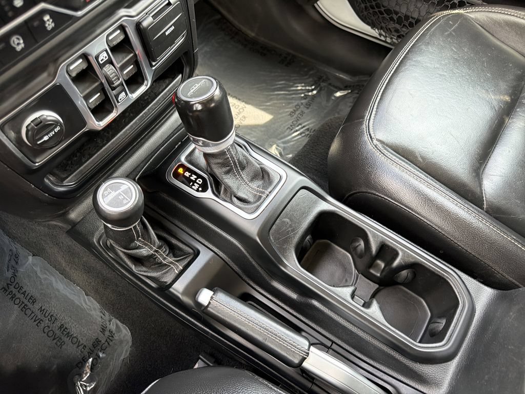 Used 2021 Jeep Gladiator Overland w/ Uconnect 4C Nav & Sound Group AWD/4WD image 7