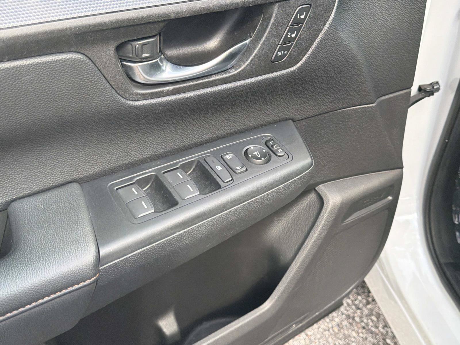 Used 2024 Honda CR-V Sport-L image 16