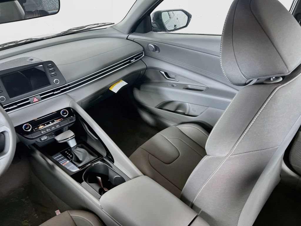 New 2026 Hyundai Elantra Hybrid FWD image 20