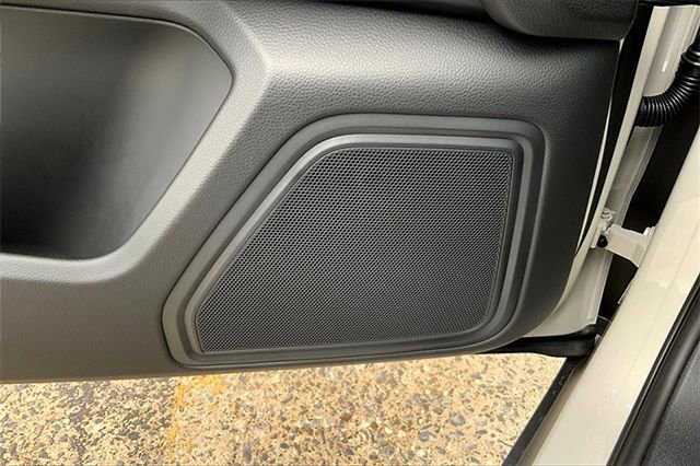 Certified 2026 Porsche Macan AWD/4WD image 32