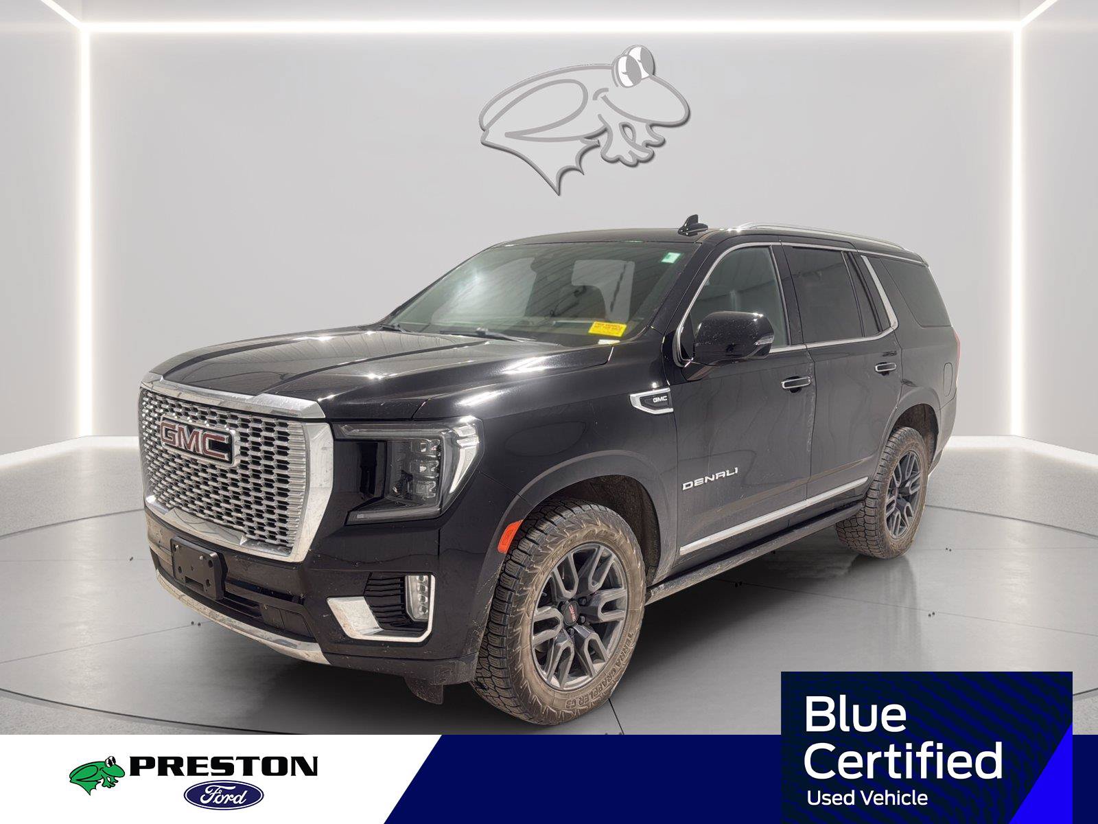 Used 2022 GMC Yukon Denali w/ Denali Premium Package AWD/4WD image 1