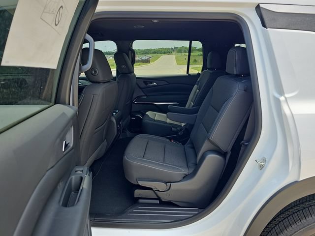 New 2026 Chevrolet Traverse LT w/ Enhanced Driving Package AWD/4WD image 25
