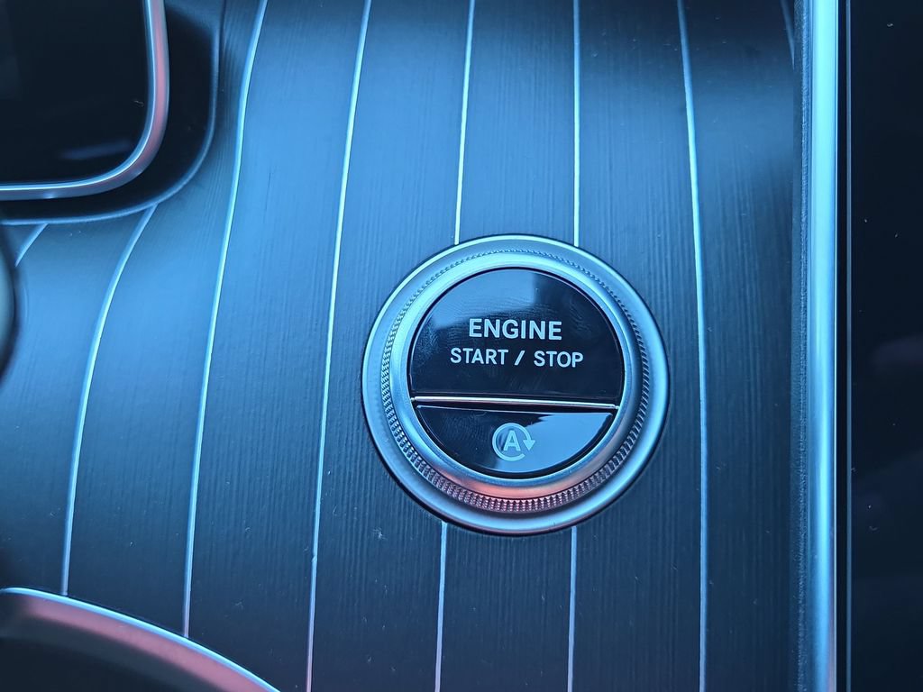 Certified 2026 Mercedes-Benz C 300 4MATIC Sedan image 27