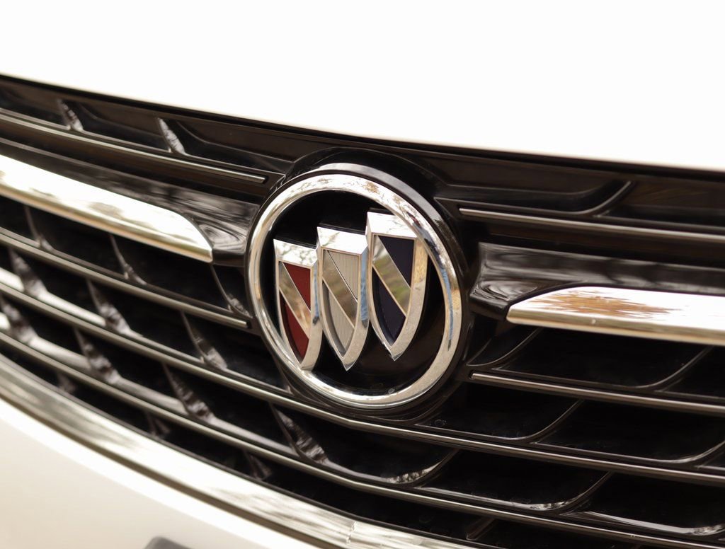 Used 2023 Buick Envision Essence w/ Sport Touring Package image 34