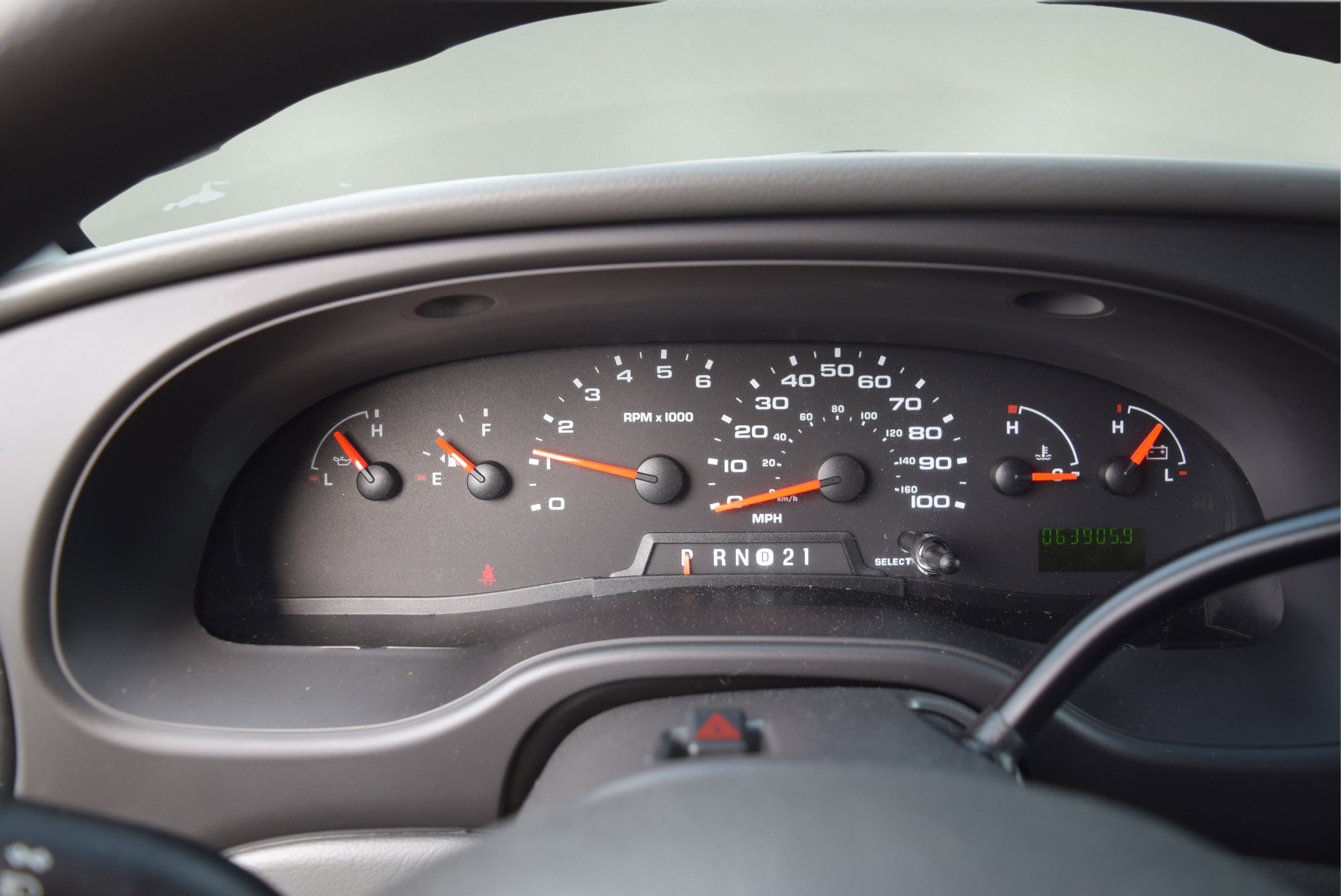 Used 2008 Ford E-350 and Econoline 350 XLT RWD image 14