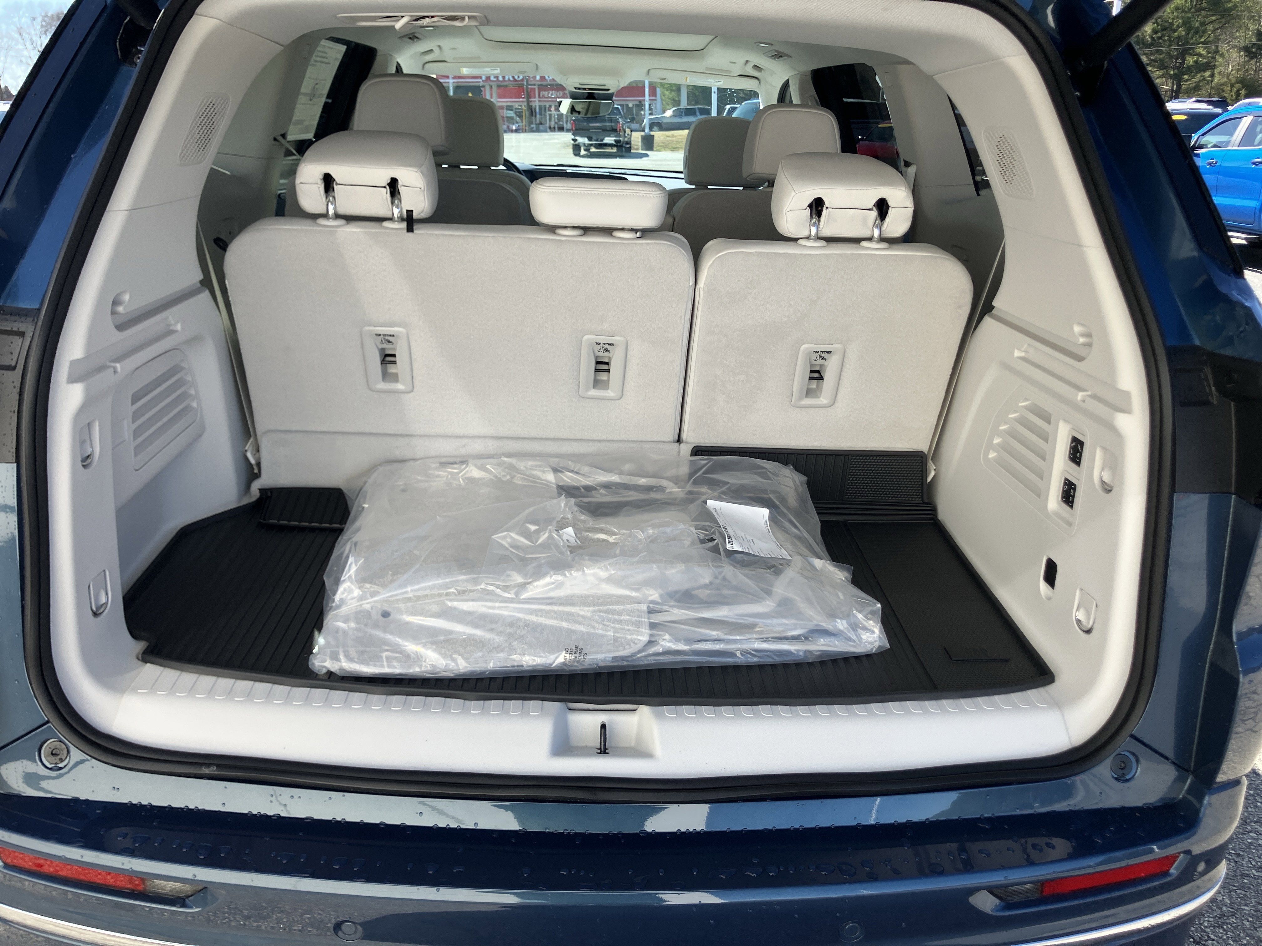 New 2026 Buick Enclave Avenir w/ Super Cruise Package image 6