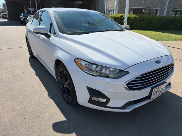 Used 2020 Ford Fusion SE w/ Equipment Group 151A FWD image 1