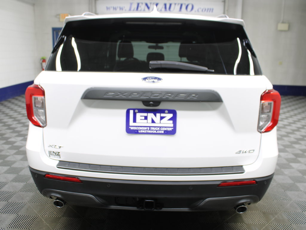 Used 2023 Ford Explorer XLT w/ XLT Sport Appearance Package AWD/4WD image 40
