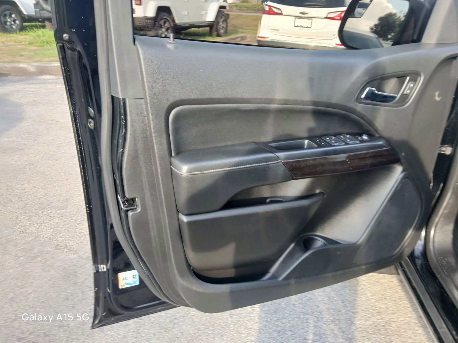 Used 2019 GMC Canyon SLE w/ Elevation Edition RWD image 11