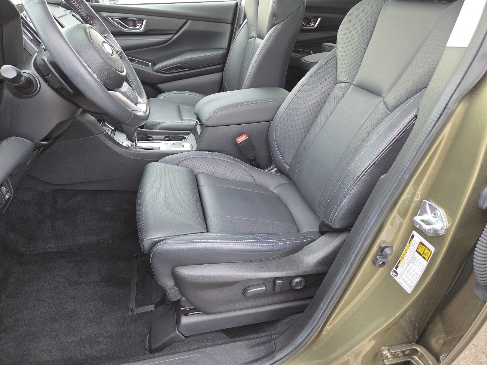 Used 2024 Subaru Ascent Limited w/ Technology Package AWD/4WD image 26
