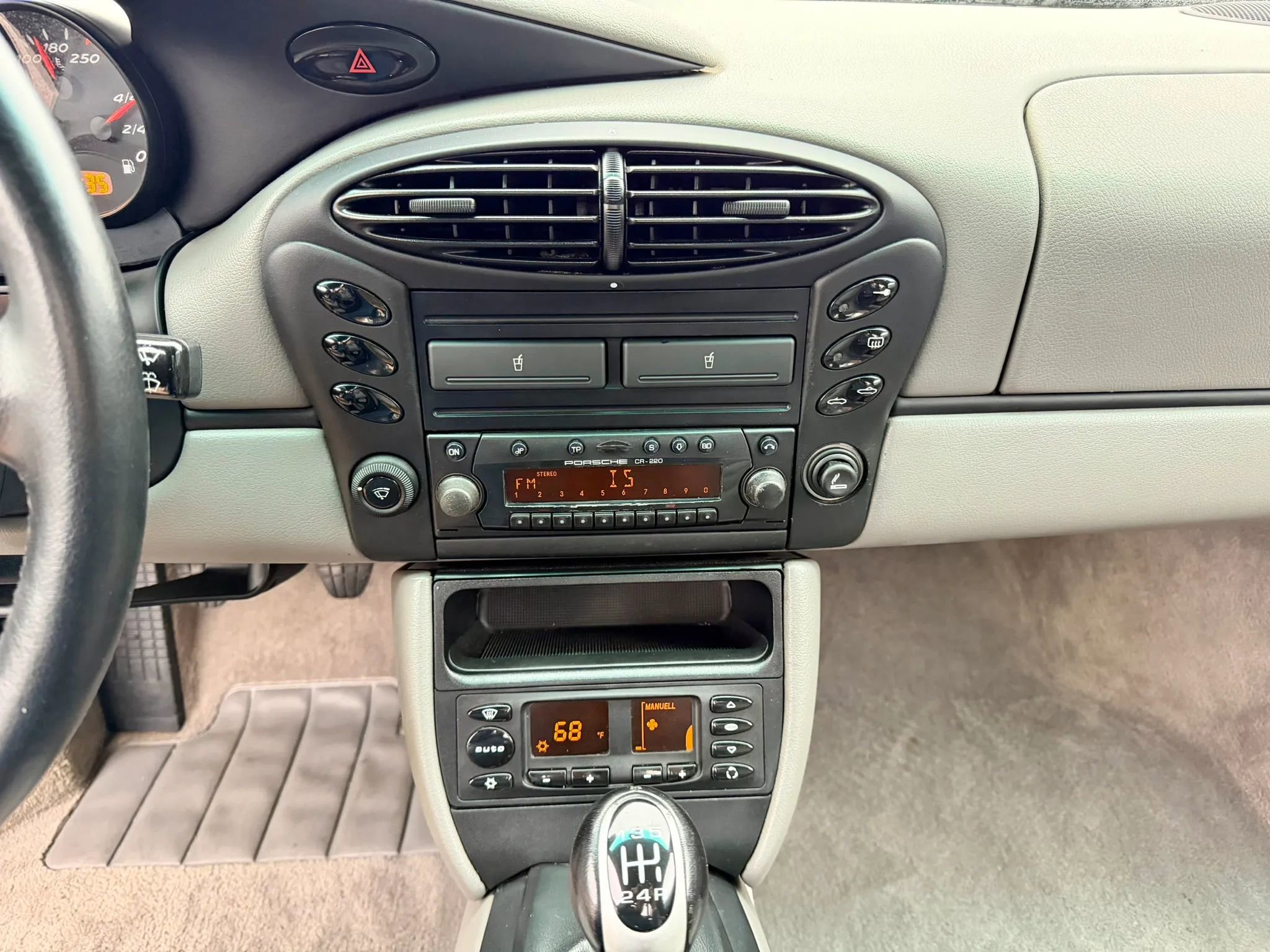 Used 2001 Porsche Boxster RWD image 31