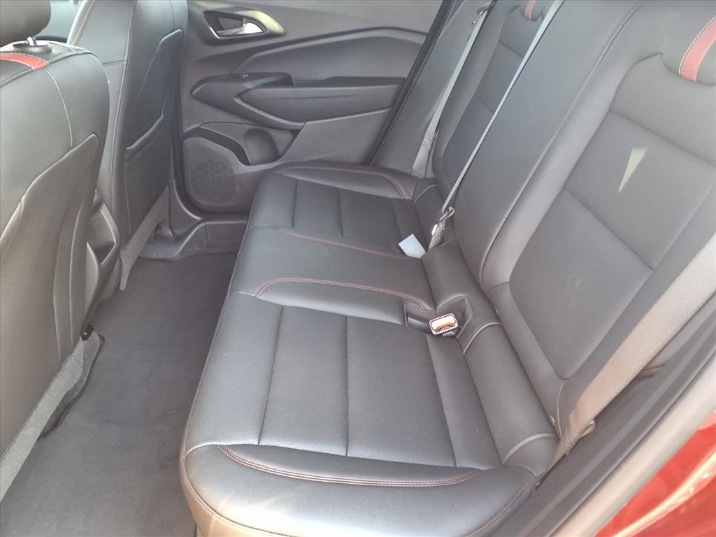 Used 2025 Chevrolet Trax RS w/ Driver Confidence Package image 9