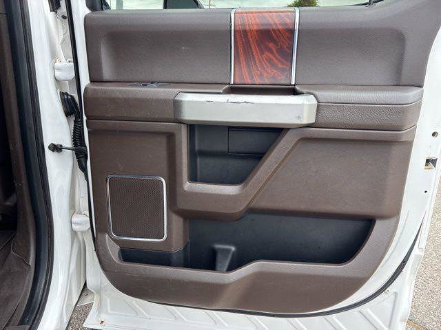 Used 2017 Ford F450 King Ranch w/ King Ranch Ultimate Package AWD/4WD image 15