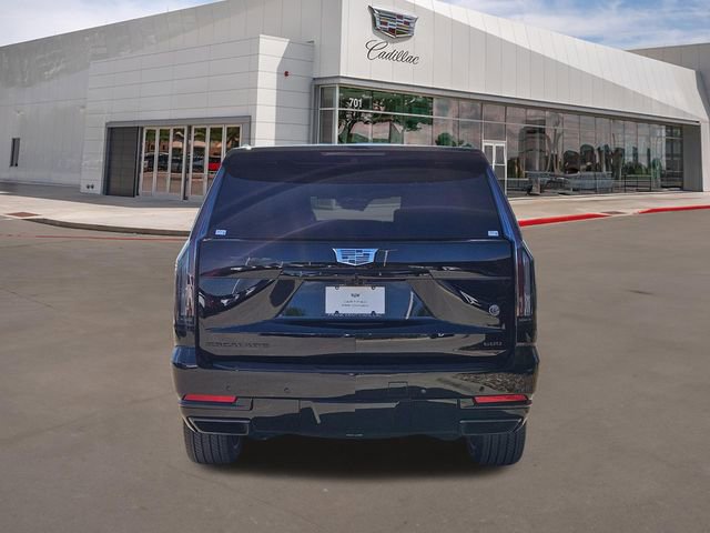 Certified 2026 Cadillac Escalade ESV Platinum Sport w/ LPO, ONYX Package AWD/4WD image 5