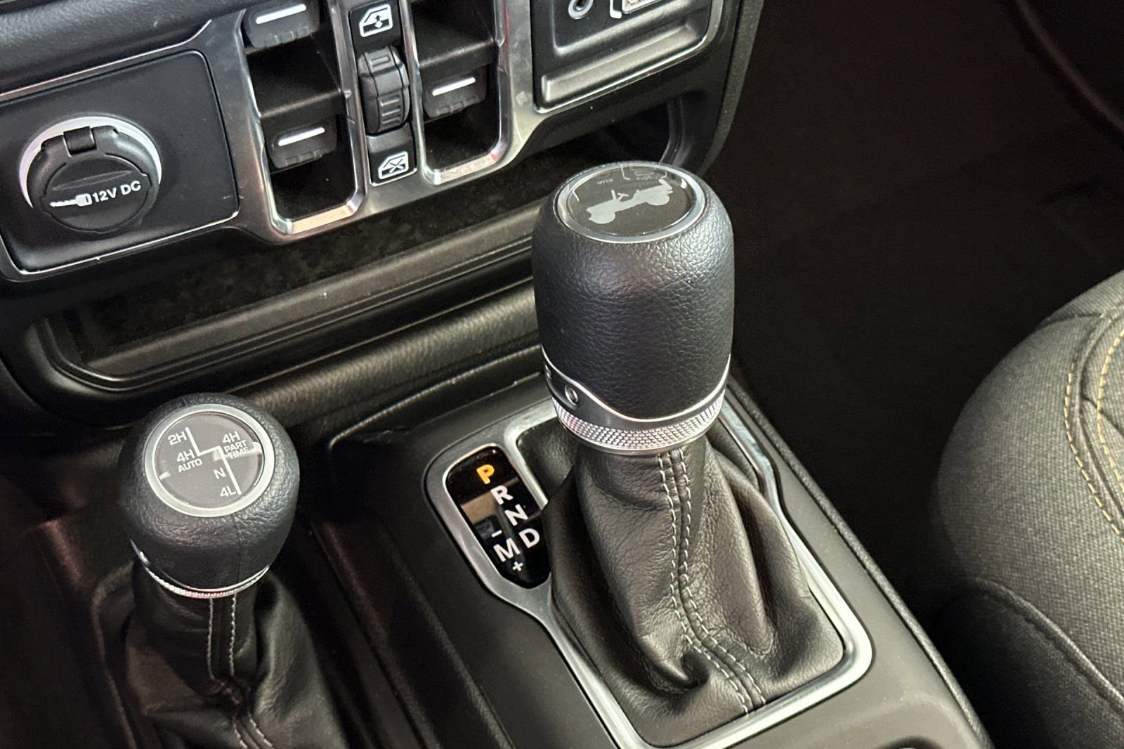 Used 2025 Jeep Wrangler Unlimited Sahara image 21