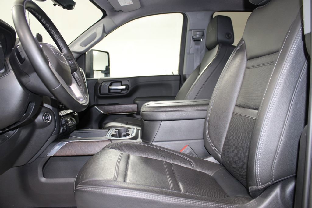 Used 2023 GMC Sierra 3500 Denali w/ Denali Ultimate Package image 28