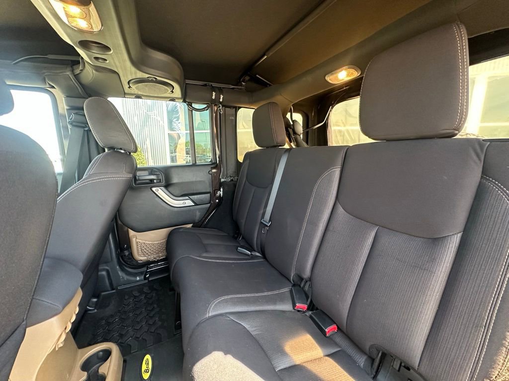 Used 2013 Jeep Wrangler Unlimited Sahara w/ Connectivity Group image 22