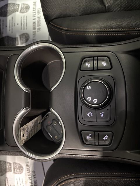 Used 2020 GMC Terrain SLT w/ Preferred Package image 22