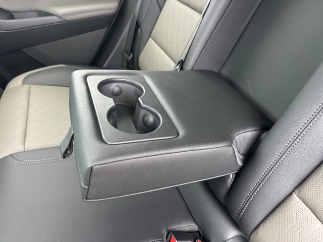 Used 2026 Chevrolet Equinox LT w/ Convenience Package II image 37